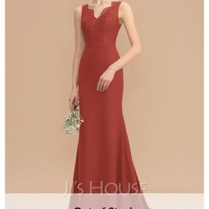 Size 12 bridesmaids dress from JJs House. Worn once!